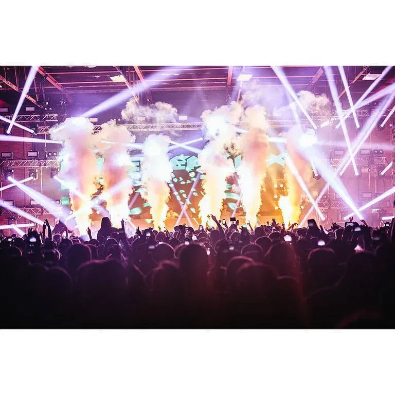 Éclairage scénique près de Cournon-d’Auvergne